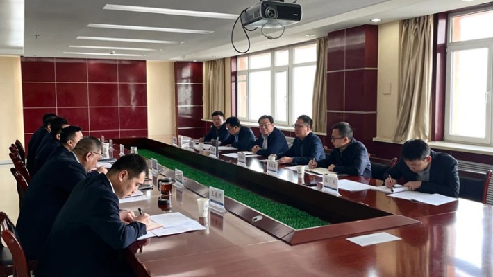 集團(tuán)公司副總經(jīng)理李文恩一行調(diào)研甘肅建投裝備公司